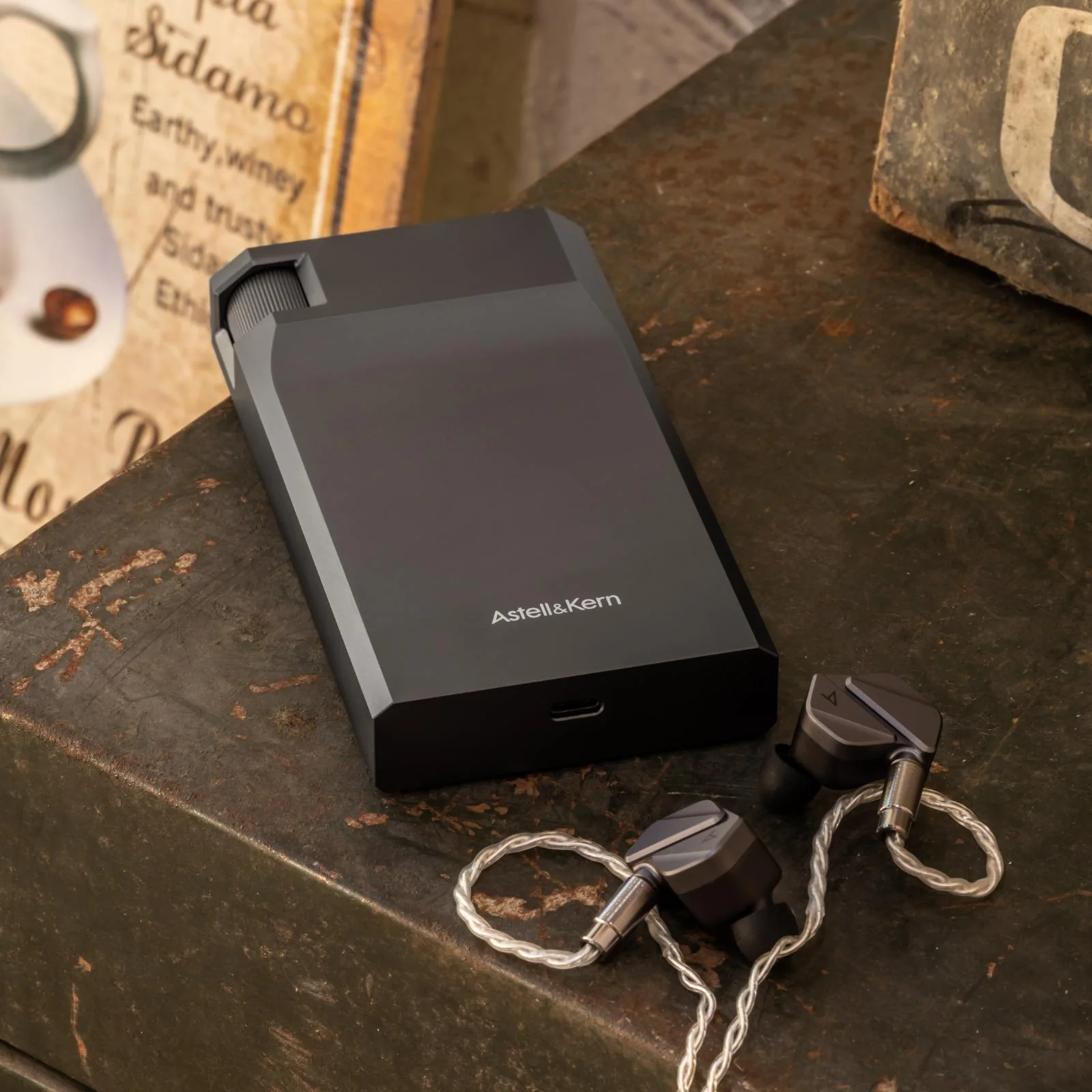 Astell&Kern AK PA10 Amp Portable Class A Amplifier for A&K Hi Res Audio Players - Image 8