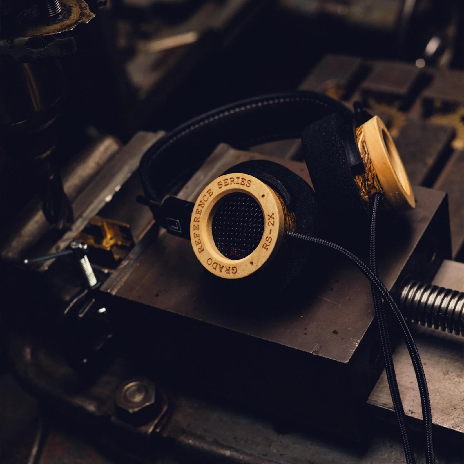 Grado RS2x Reference Series Signature Wired On Ear Open Back Stereo Headphones - Image 8